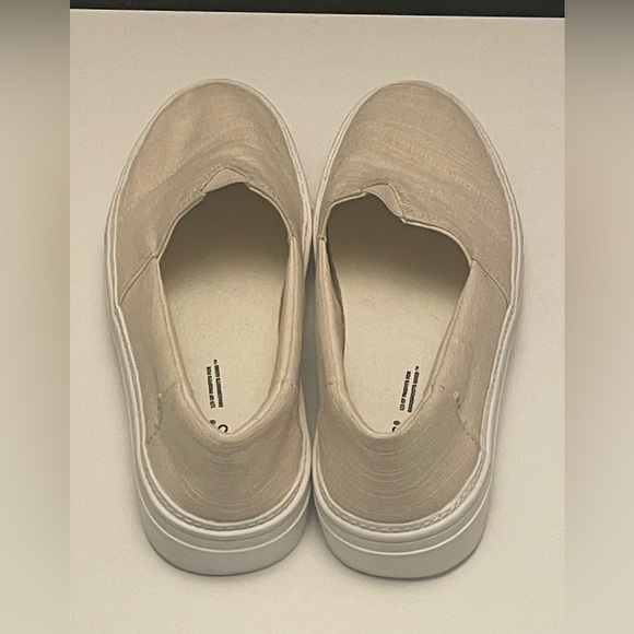 TOM‘S PARKER SLIP ON WOMEN’S BEIGE SNEAKERS CASUAL SHOES SIZE 7.5 - Picture 3 of 8